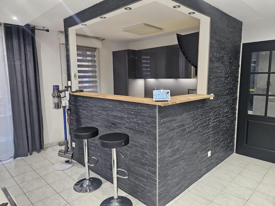 Appartement Cluses Eksteriør billede